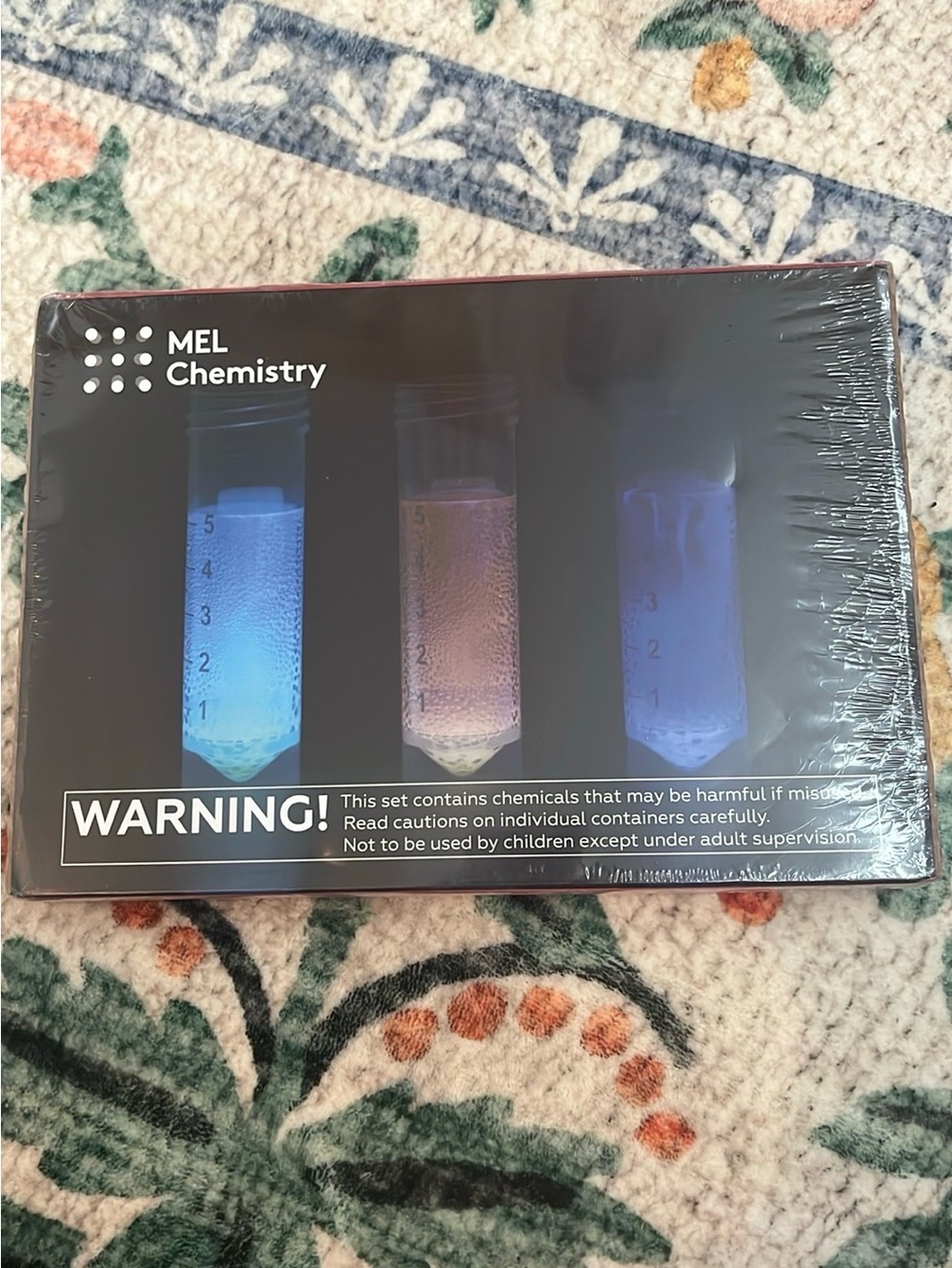 MEL Science, colorful chemistry